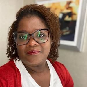 Meet your Posher, Yolanda